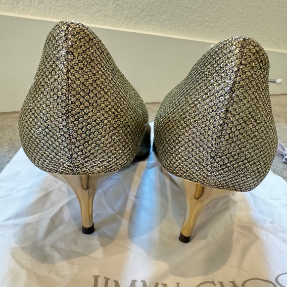 Jimmy Choo gold metallic pump heels size 39 pre owned - Picture 3 of 11